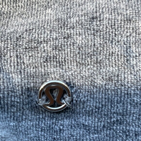 Lululemon Velour Warm Crew Crop Sweatshirt Size 8 - Picture 3 of 4
